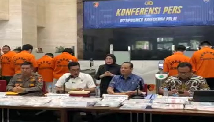Kasus IMEI Ilegal Rugikan Negara 353 Miliar Rupiah
