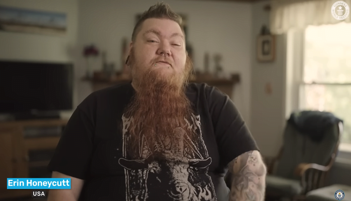 Wanita Berjenggot Terpanjang Di Dunia