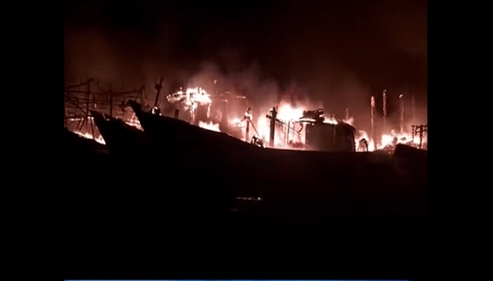 52 Kapal Terbakar, Kebakaran Kapal Di Tegal Jadi Yang Terbanyak Dan Terbesar