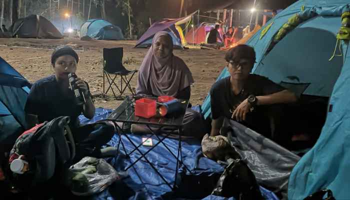 Camping Seru Di Wisata Alam Capolaga