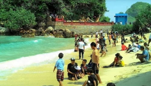 pantai goa cina