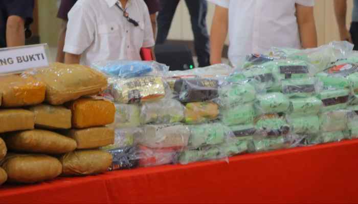Polda Lampung Sita 1000 Pil Ekstasi