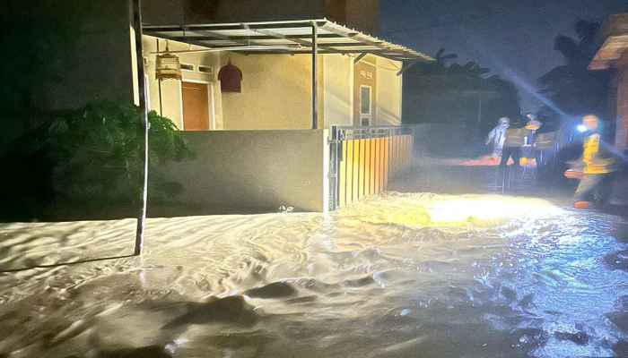 Cilacap Diterjang Banjir dan Longsor, 157 Rumah Terendam