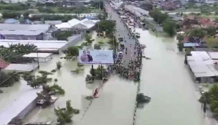 6 Tanggul Jebol, 11 Kecamatan Terendam Banjir