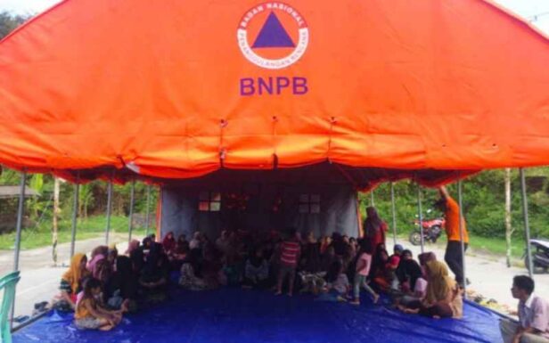 gresik diguncang gempa