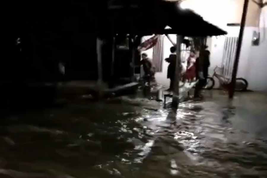 Banjir 50 Cm Merendam Kabupaten Luwu