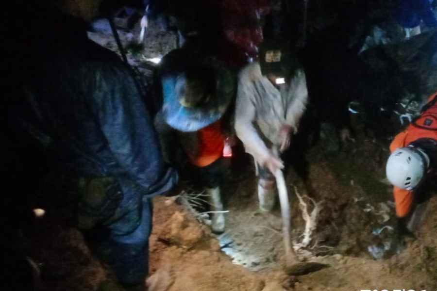 3 Korban Longsor Ditemukan Meninggal Dunia Tertimbun