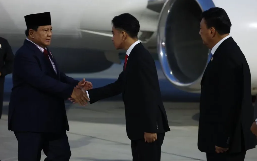 Presiden Prabowo Subianto Tiba Di Tanah Air