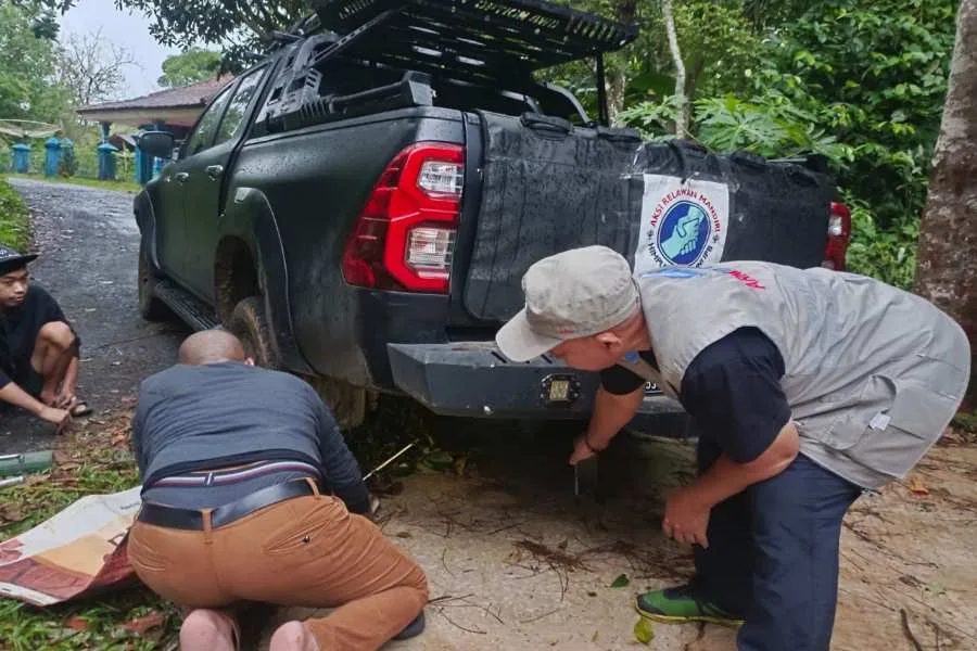 Ban Bocor Tak Menjadi Halangan Bantu Korban Banjir Sukabumi