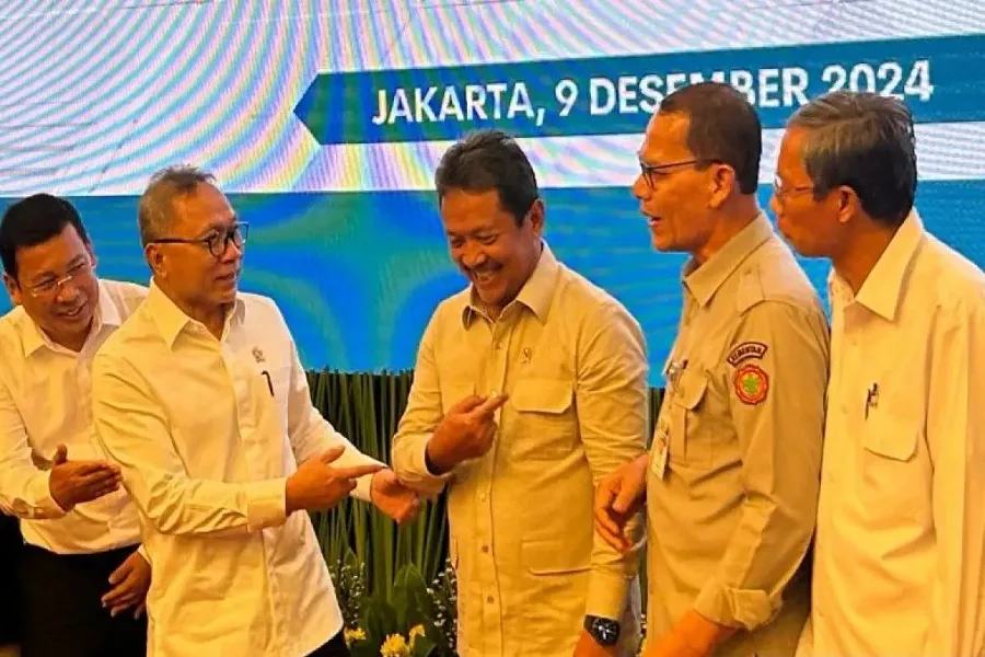 Menko Pangan Zulkifli: Stok Beras Nasional 8 Juta Ton