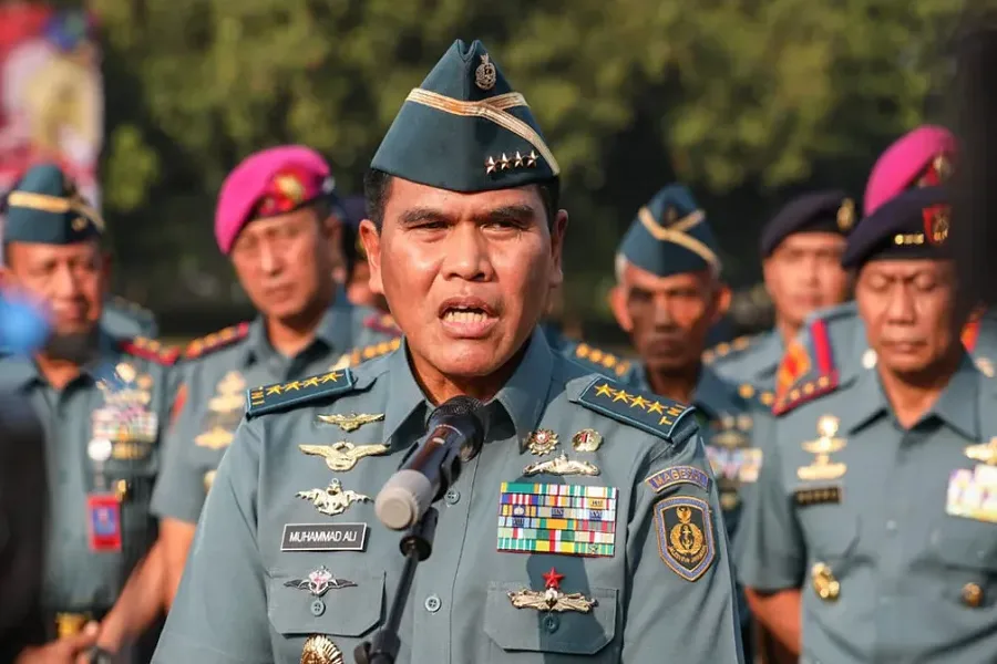 TNI AL Tunda Pembongkaran Pagar Laut Di Perairan Tangerang