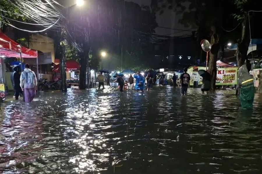 Diguyur Hujan, Jakarta Kebanjiran