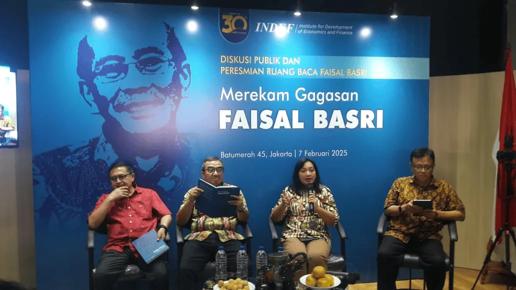 Indef Resmikan Ruang Baca Faisal Basri