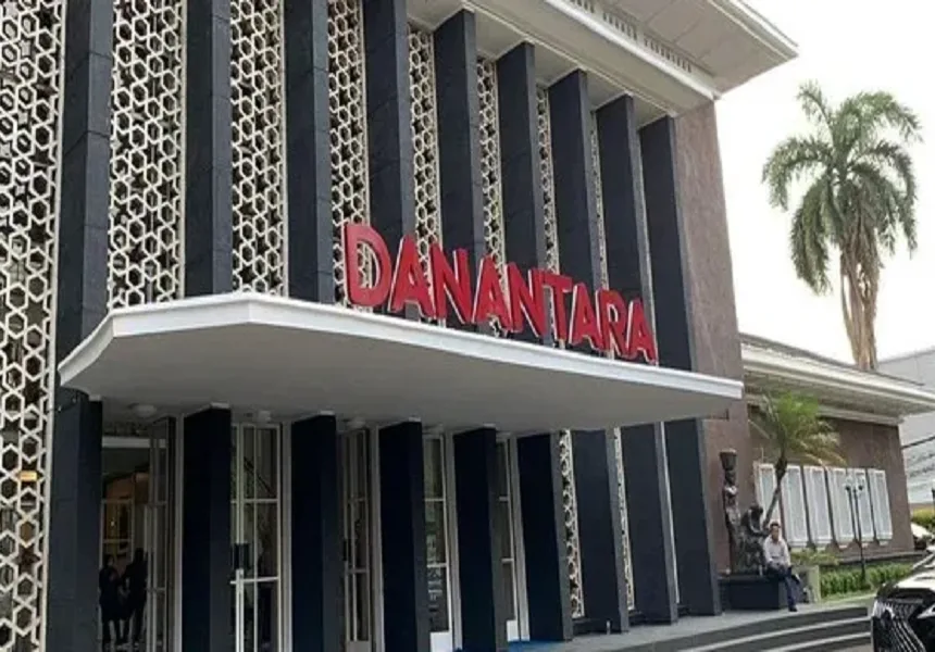 Presiden Prabowo Instruksikan Danantara Bantu Proyek LRT Halim-JIS