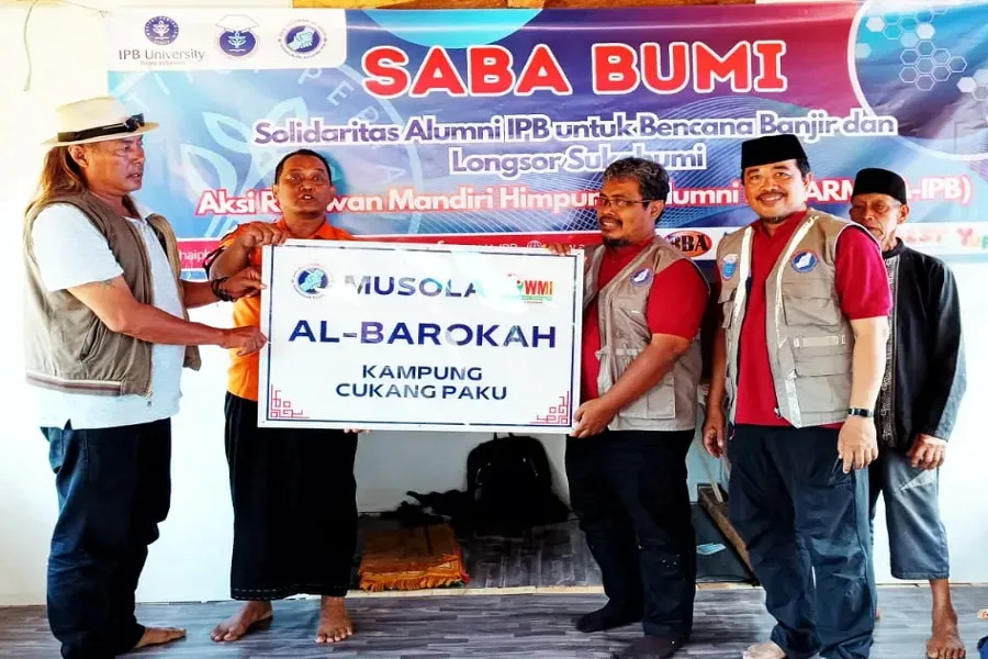 ARM HA-IPB Bangun Musala Dan MCK Warga Penyintas Bencana