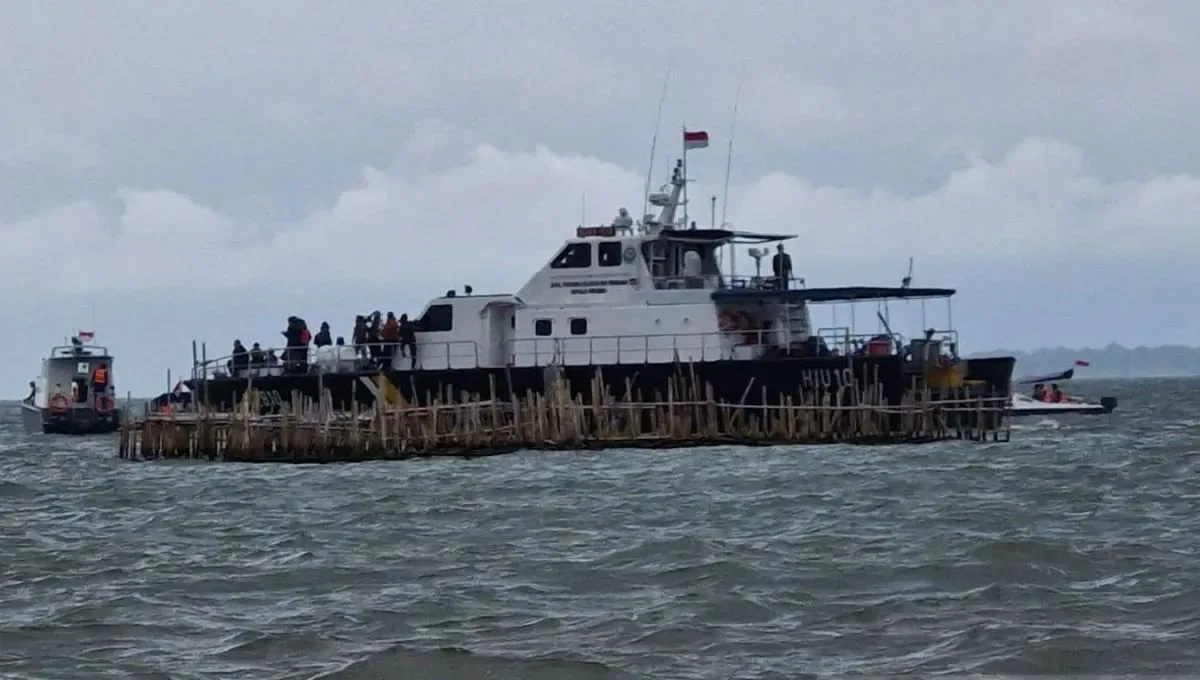 TNI AL Telah Membongkar 24.9 Km Pagar Laut Tangerang