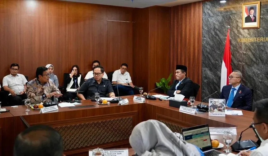 Mendadak Impor Gula 200.000 Ton. Apa Yang Terjadi?