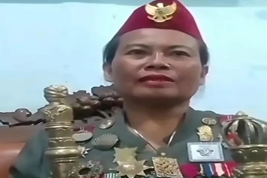 Viral, Muncul Wanita Mengaku Ratu Sedunia Bisa Cairkan Uang Dari 17 Negara