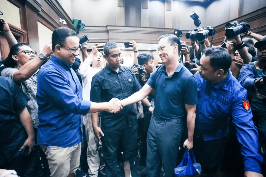 Tom Lembong Disidang Perdana, Anies Baswedan Hadir