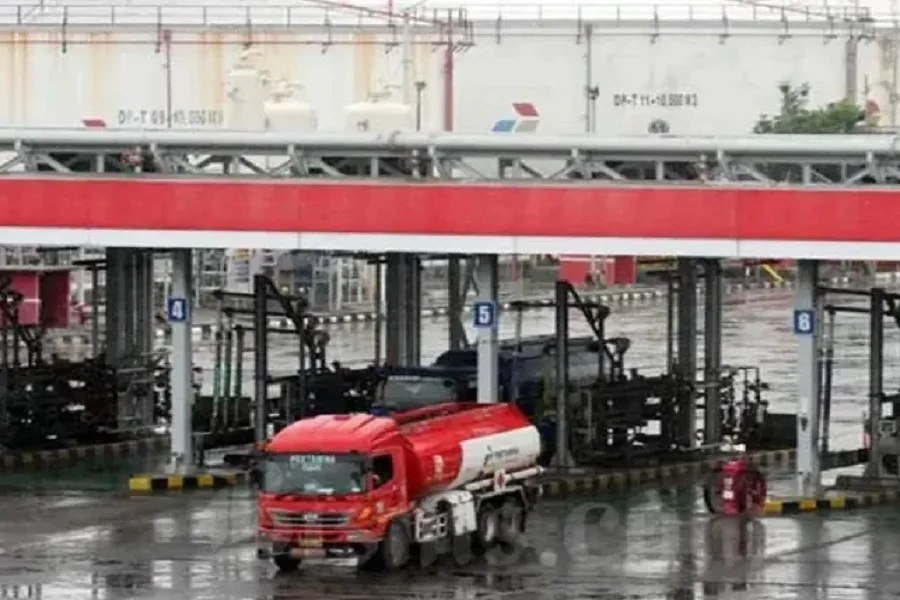Kejaksaan Agung Sita 17 Kontainer Dokumen Di Depo Pertamina Plumpang