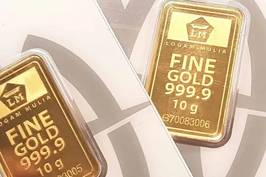 Harga Emas Antam Turun Rp4.000 per Gram, Ini Rinciannya