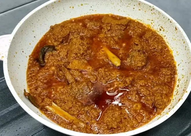 Memasak Rendang Daging Sapi