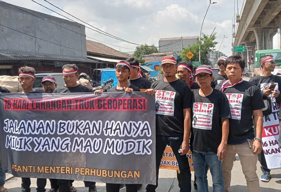 Angkutan Barang Dibatasi Terlalu Lama, Asosiasi Truk Demo Menhub