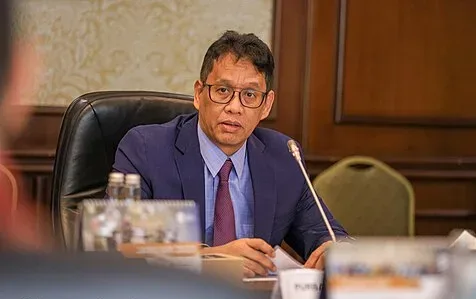 Menkeu Purbaya Ogah Bayarin Utang Jumbo Kereta Cepat Whoosh