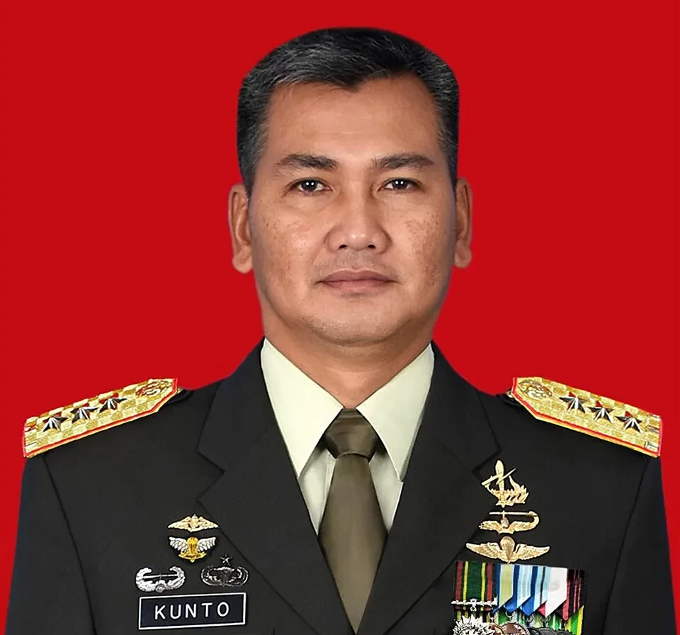 Panglima TNI Mutasi Letjen Kunto Bersama 236 Perwira Tinggi