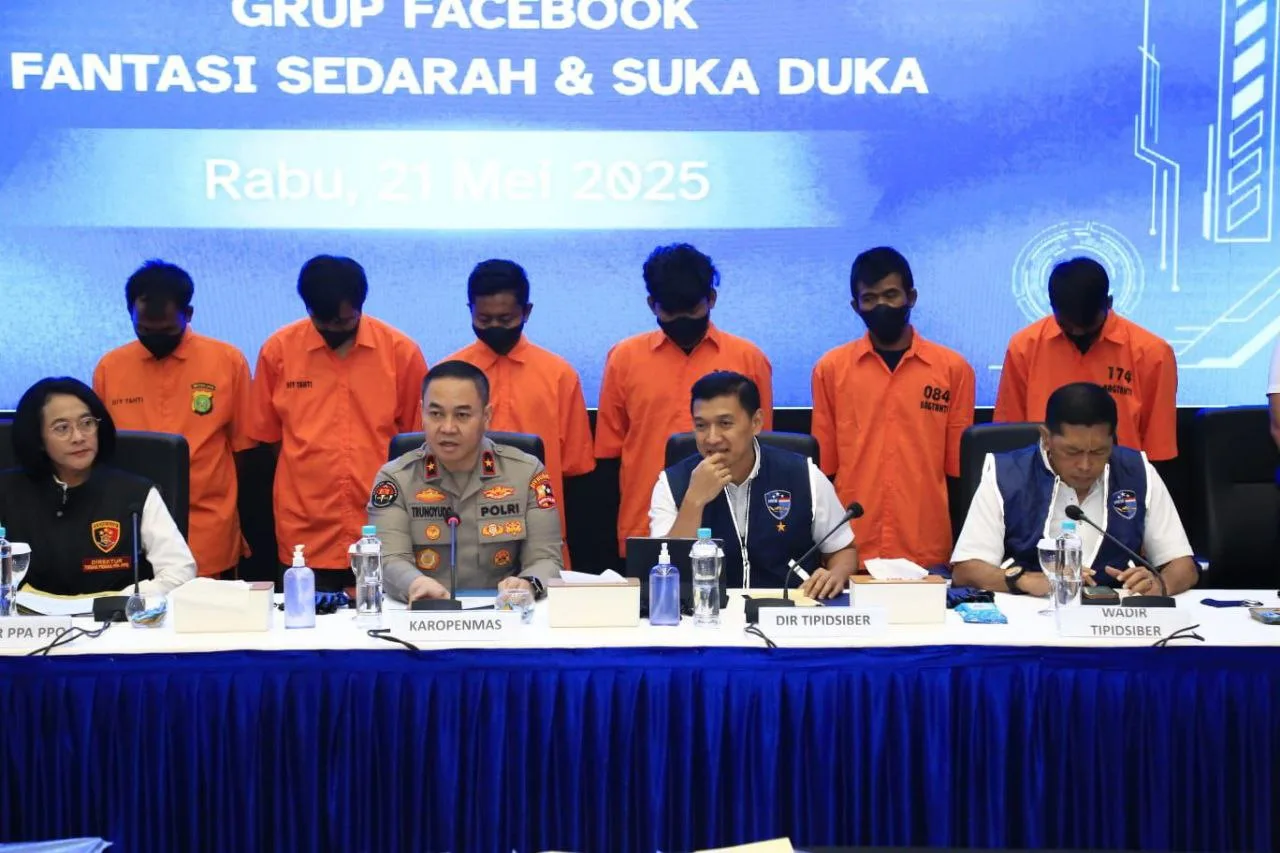 Polisi Tangkap 6 Tersangka Admin Grup Facebook Fantasi Sedarah