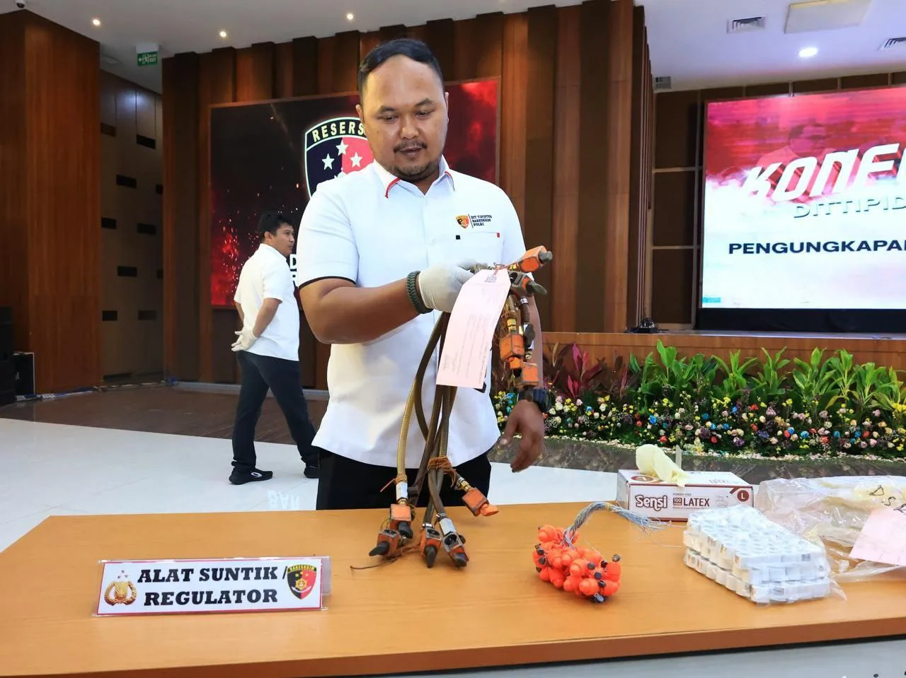 Bareskrim Polri Bongkar Bisnis Ilegal Penyuntikan Gas Subsidi Bernilai Miliaran