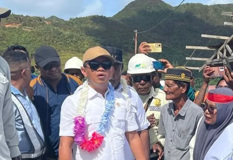 Bahlil Cek Langsung Tambang Nikel di Raja Ampat