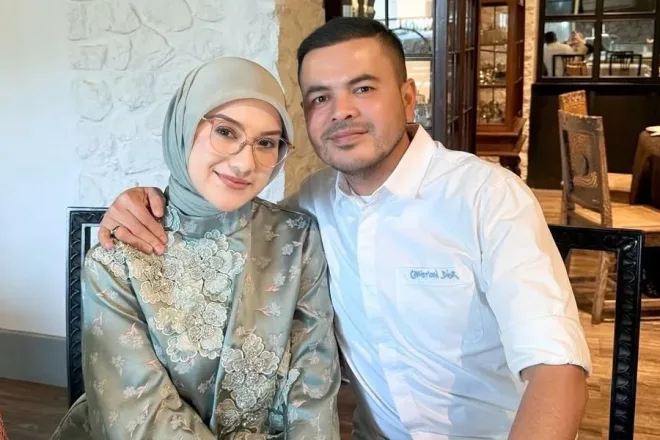 Irish Bella Tepis Isu Lavender Marriage