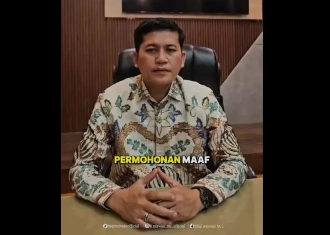 Umrah Pas Bencana Banjir, Bupati Aceh Selatan Mirwan MS Muncul Minta Maaf