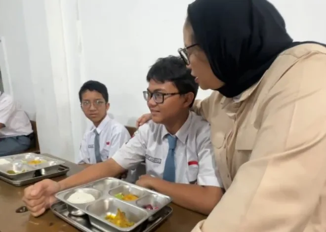 Saat Waka BGN Kesal Kepala SPPG Malas Cek Sekolah Penerima MBG