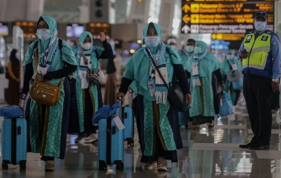 Kemenhaj Imbau Warga Indonesia Tunda Umrah, Mengapa?