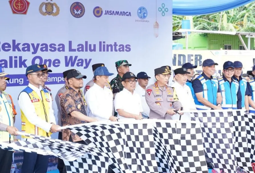 Flag Off One Way Nasional, Kapolri Imbau Masyarakat Manfaatkan Kebijakan WFA