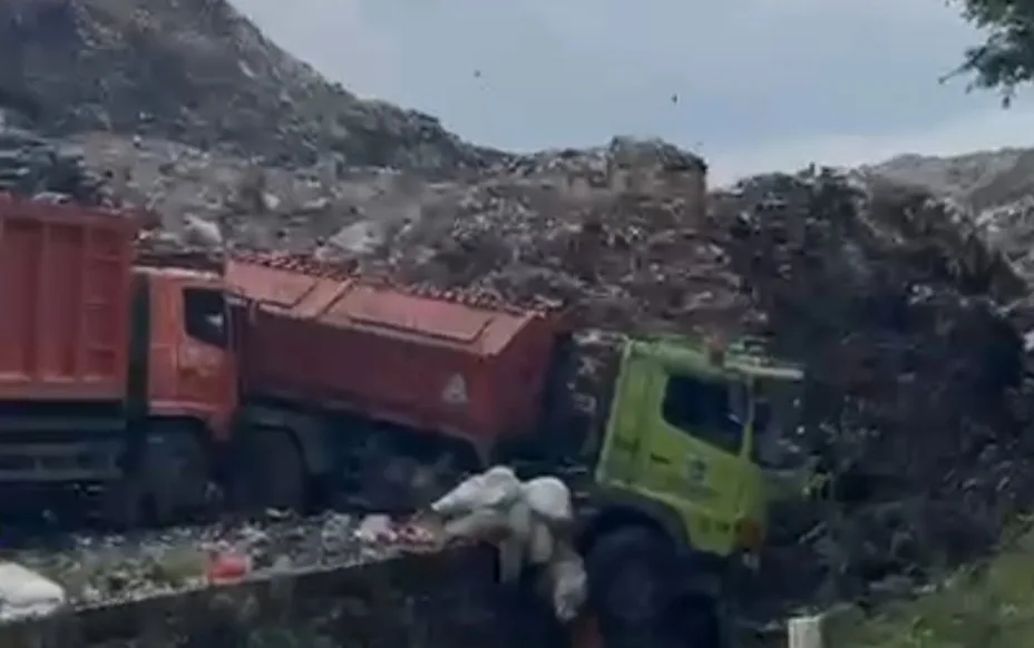 4 Tewas Longsor Sampah di Bantargebang, Diduga Masih Ada Yang Tertimbun