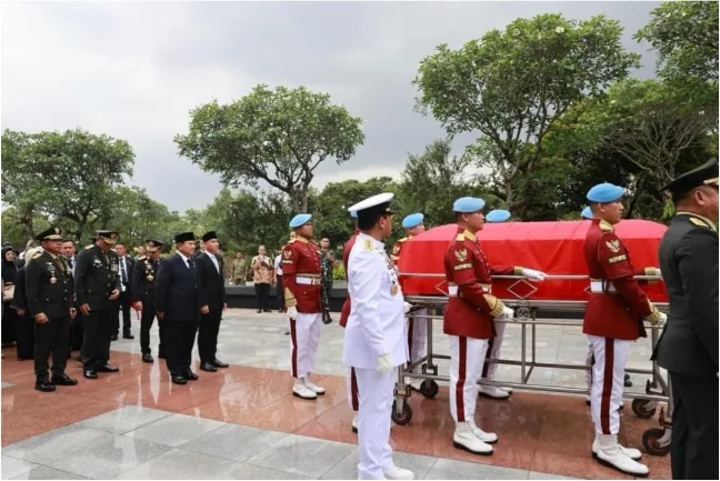 Presiden Prabowo Pimpin Pemakaman Try Sutrisno, Pemerintah Tetapkan Hari Berkabung Nasional