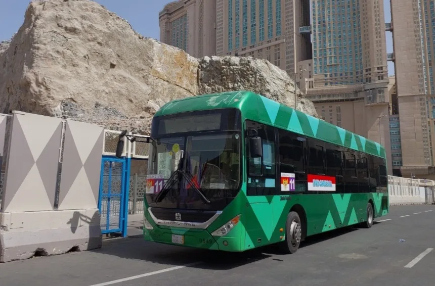 Jamaah Haji Indonesia Manfaatkan Layanan Bus Shalawat 24 Jam Di Makkah