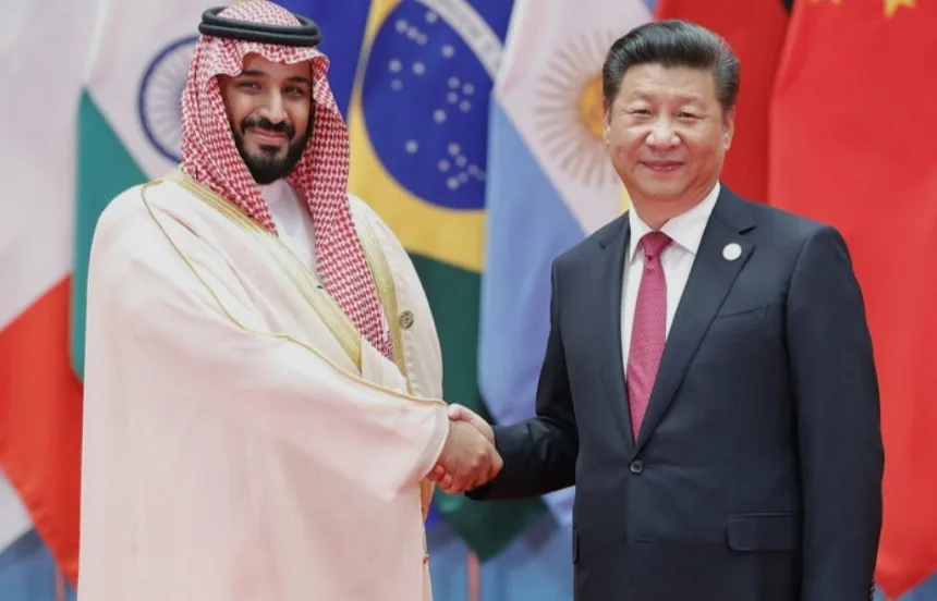 China Minta Selat Hormuz Dibuka Untuk Navigasi