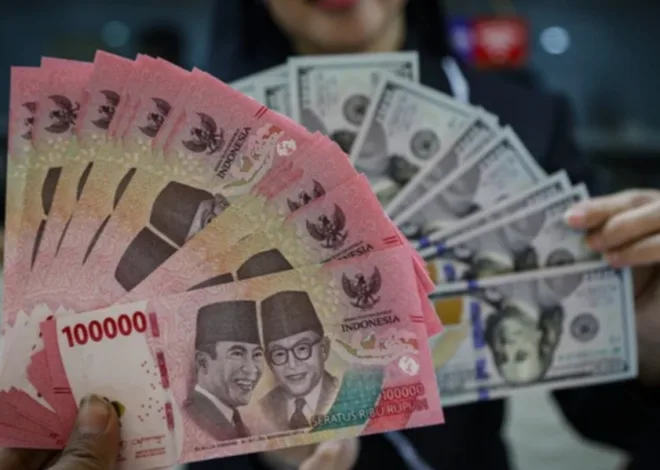 Rupiah Drop Tembus Rp17.300, Alarm Awal?