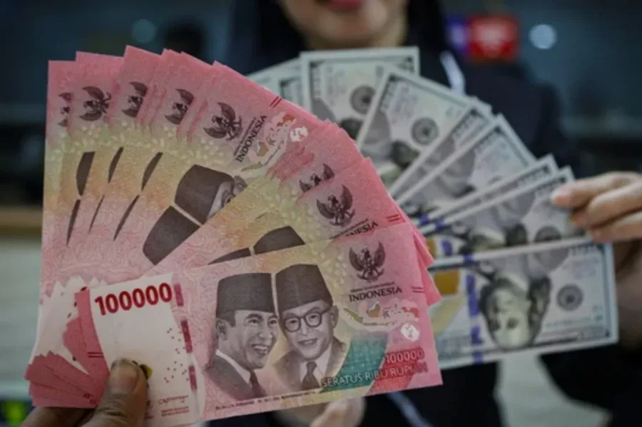 Kurs Dolar AS Perkasa Di Level Rp 18.100, Sentimen Market Gegara Perry?