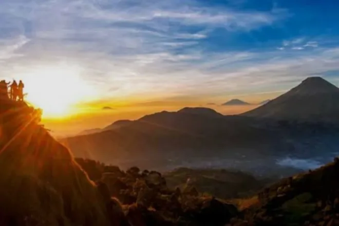 Dzikir Pagi, Al-Furqon Ayat 56: Apa Makna Rasulullah Pembawa Kabar Gembira Juga Pemberi Peringatan
