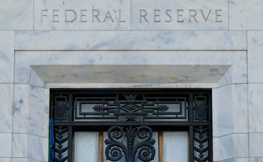 Fed Funds Rate Diprediksi Bertahan Hingga Akhir 2026