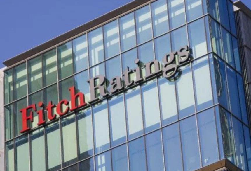 Fitch Ratings Kasih Outlook Negatif 4 Bank Kakap Indonesia