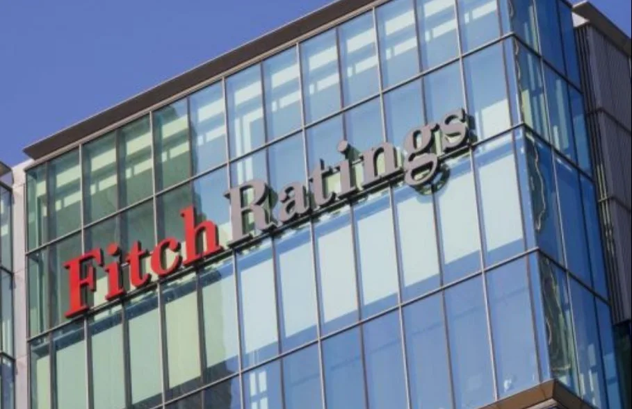 Fitch Ratings Kasih Outlook Negatif 4 Bank Kakap Indonesia