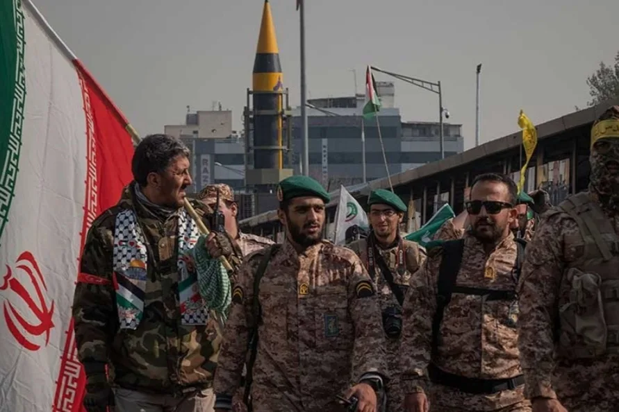 IRGC Serang Kapal Induk AS Abraham Lincoln