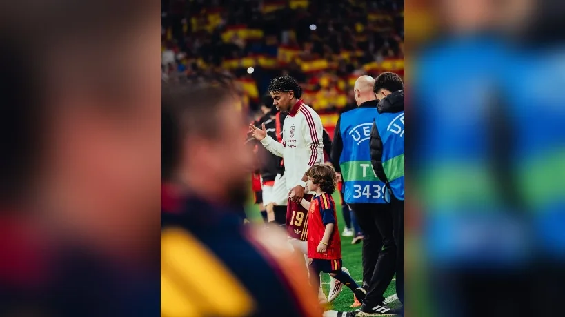 Flick Dukung Pesan Anti-Rasisme Yamal Usai Nyanyian Islamofobik di Laga Spanyol vs Mesir