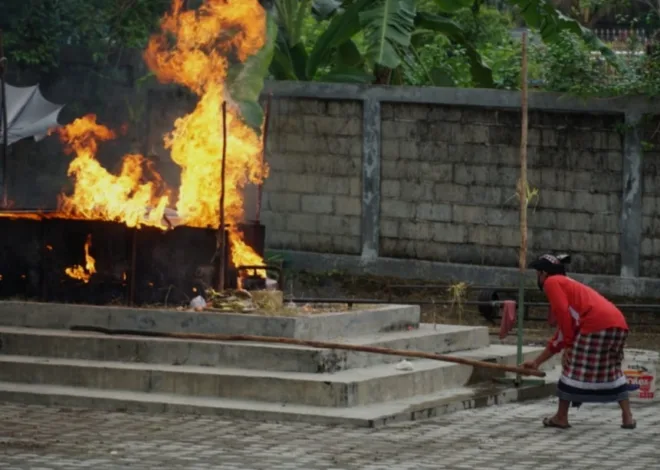 Kremasi di Bali, Pilihan Budaya atau Pelarian dari Tekanan Sosial?